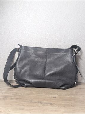 Coach Leather Pebble Black Shoulder bag K1276-F15064